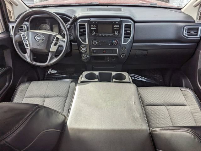 Used 2017 Nissan Titan S AWD/4WD image 14