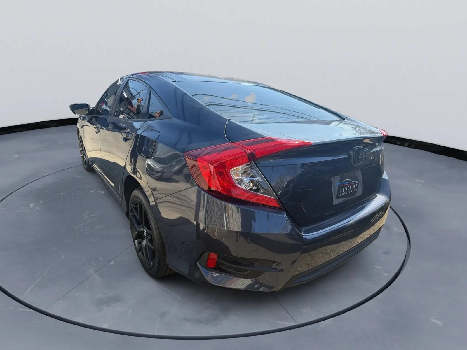 Used 2019 Honda Civic LX image 4