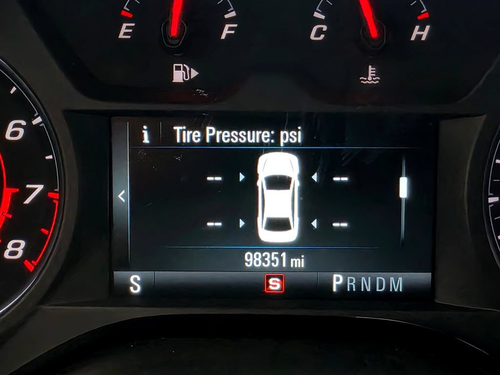 Used 2017 Chevrolet Camaro LT RWD image 22