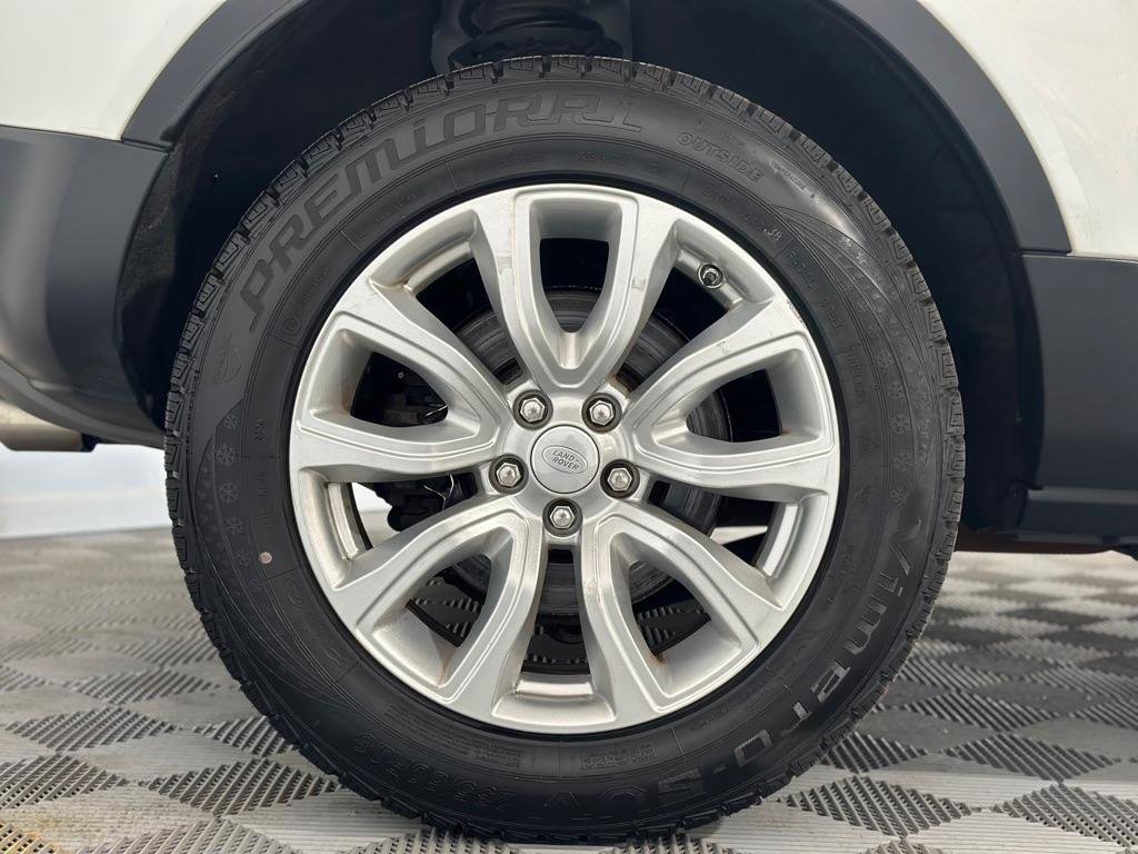 Used 2018 Land Rover Range Rover Evoque SE image 39