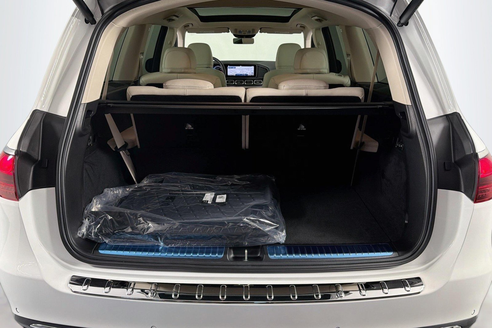 New 2026 Mercedes-Benz GLS 450 4MATIC image 23