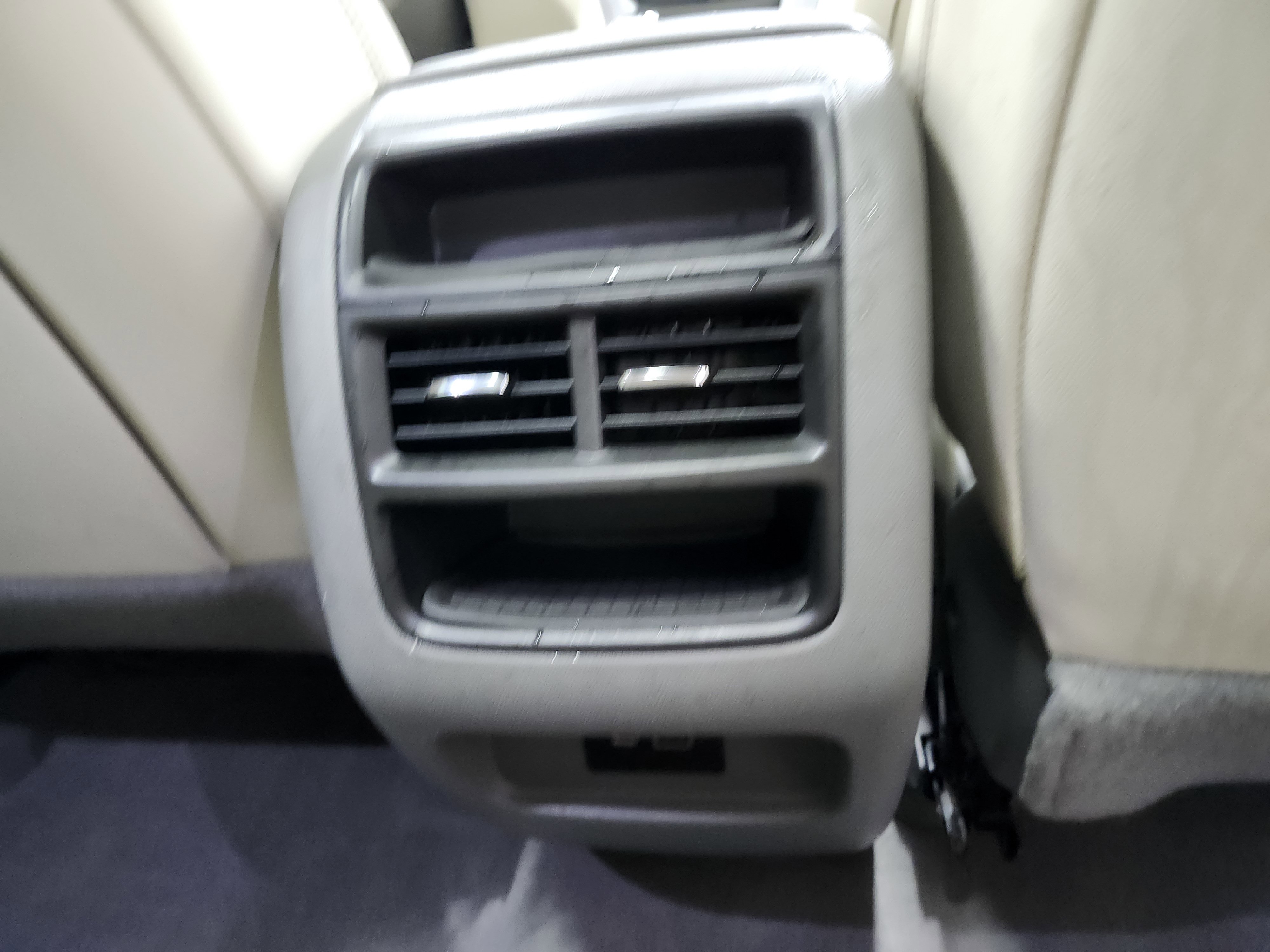 Used 2021 Cadillac XT5 Premium Luxury image 14