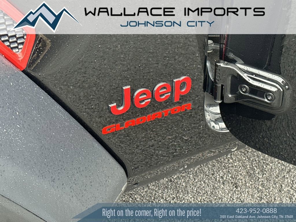 Used 2024 Jeep Gladiator Sport AWD/4WD image 10