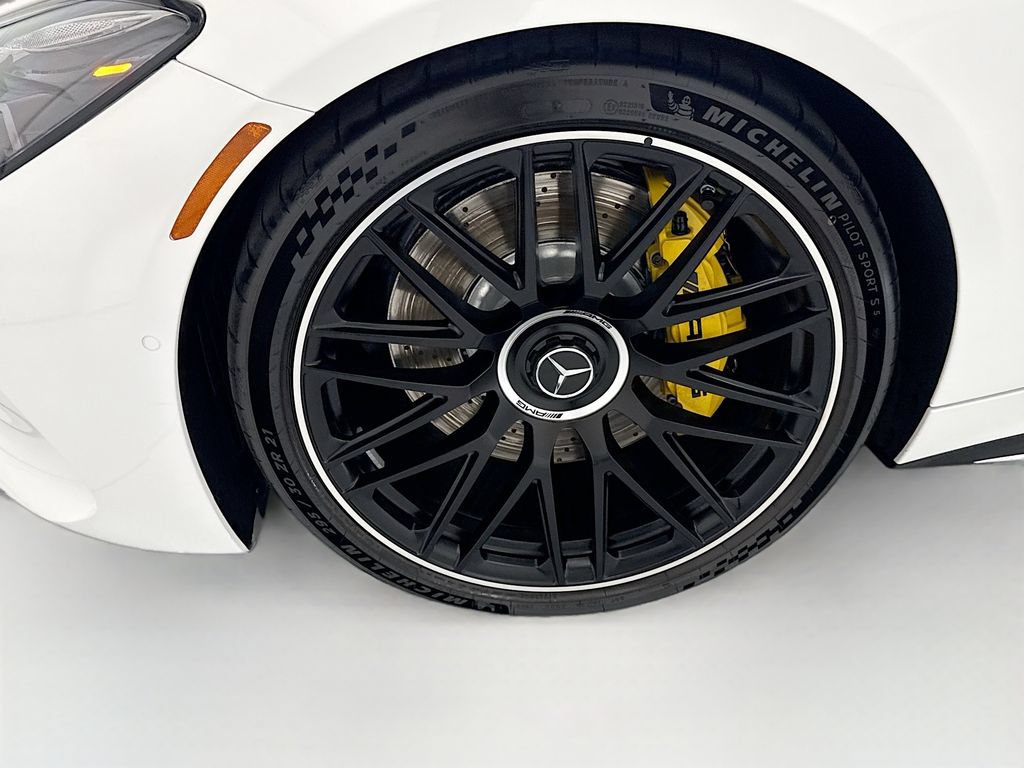 Used 2024 Mercedes-Benz AMG GT 63 image 28