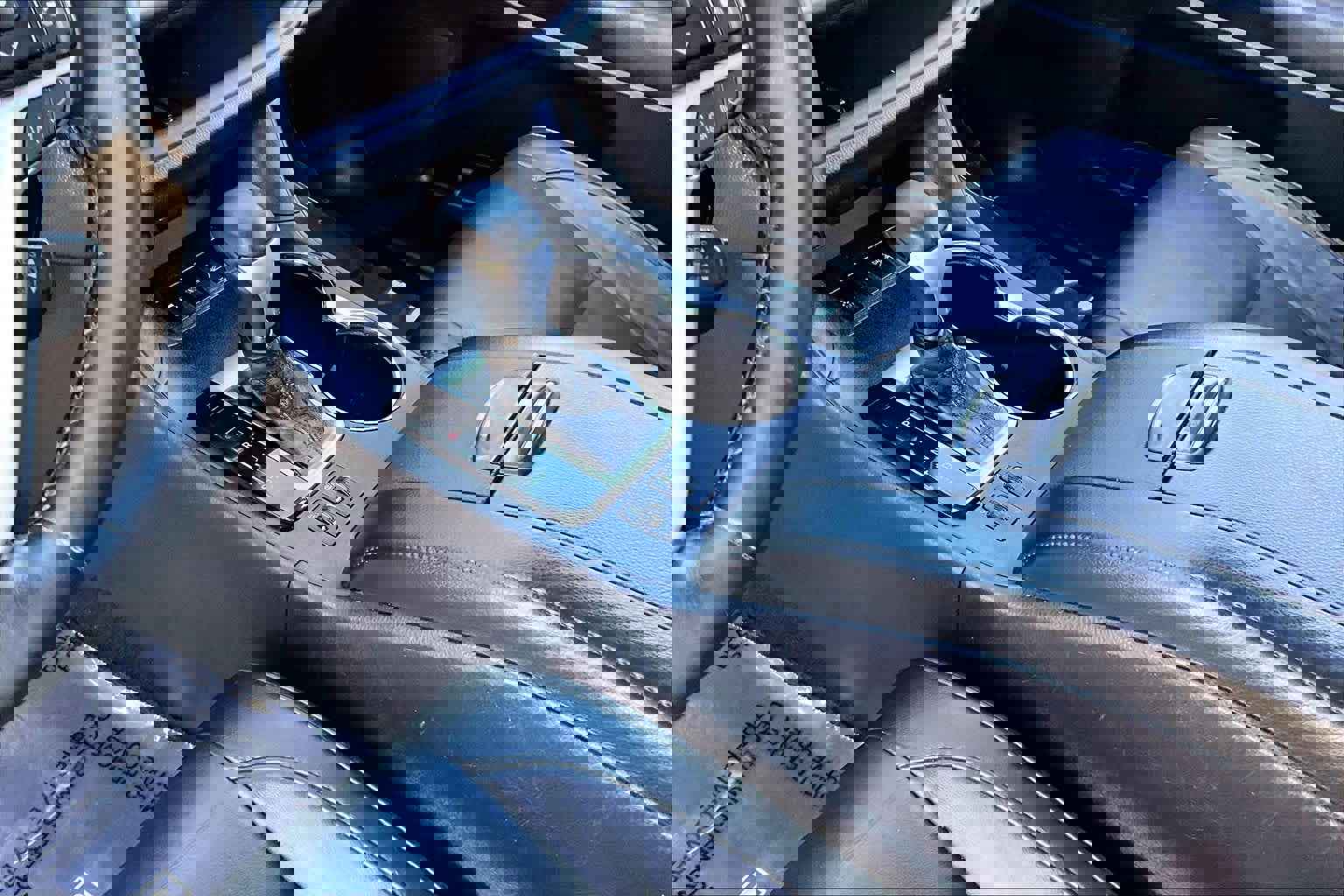 Used 2018 Toyota Highlander XLE image 16