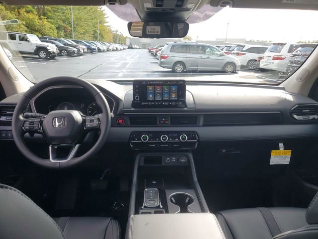 New 2025 Honda Pilot Touring image 20
