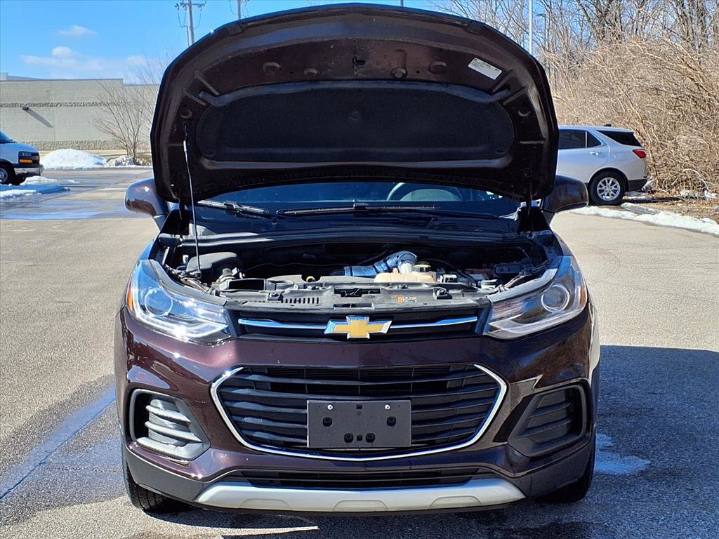 Used 2022 Chevrolet Trax LT w/ LT Convenience Package image 31