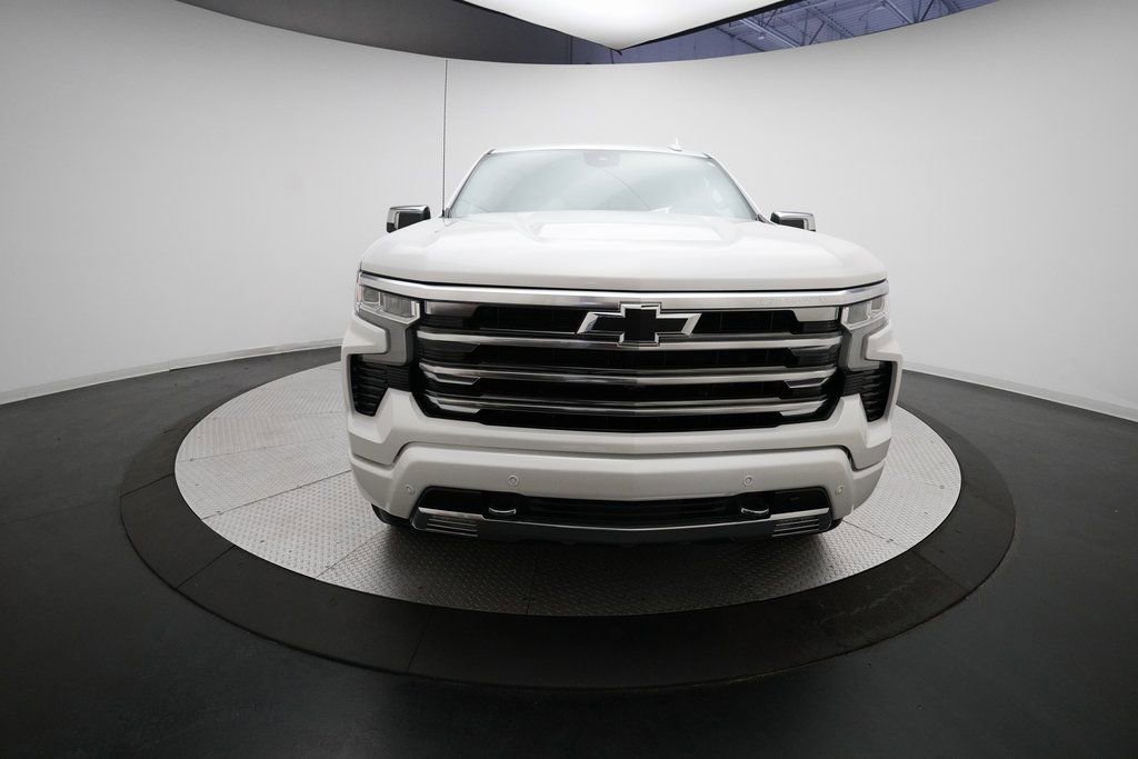 Certified 2023 Chevrolet Silverado 1500 High Country w/ Technology Package image 11
