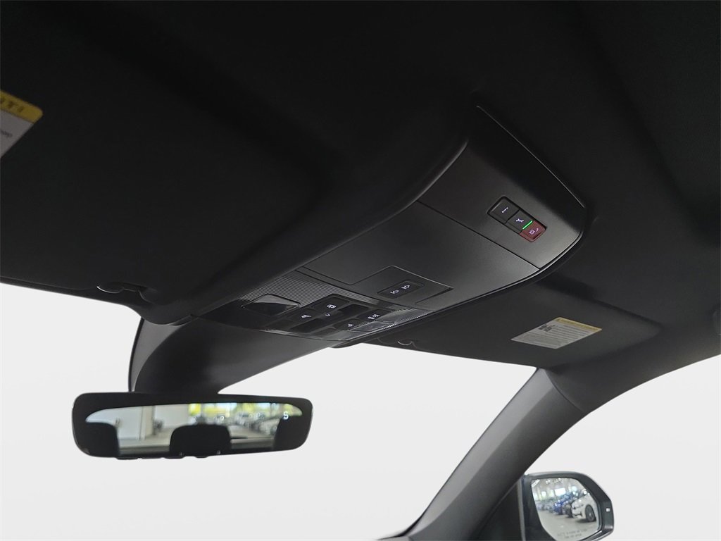 Used 2023 Volkswagen Atlas Cross Sport SEL Premium R-Line image 25