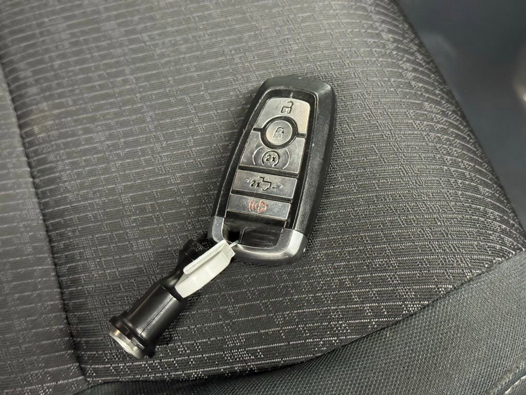 Used 2022 Ford F150 XLT w/ Equipment Group 302A High image 25