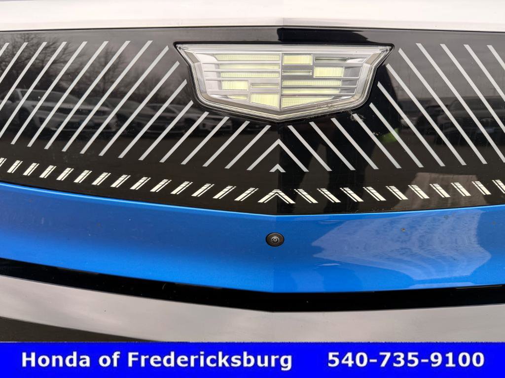 Used 2025 Cadillac Optiq Luxury 1 AWD/4WD image 10
