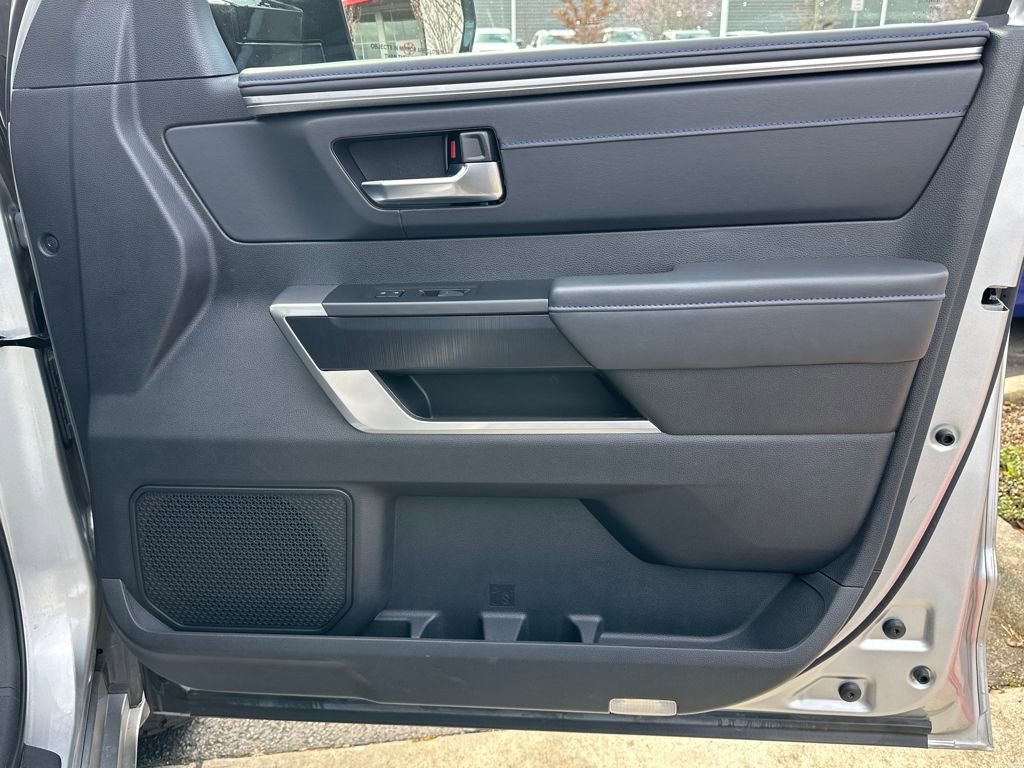Used 2023 Toyota Tundra Platinum image 16
