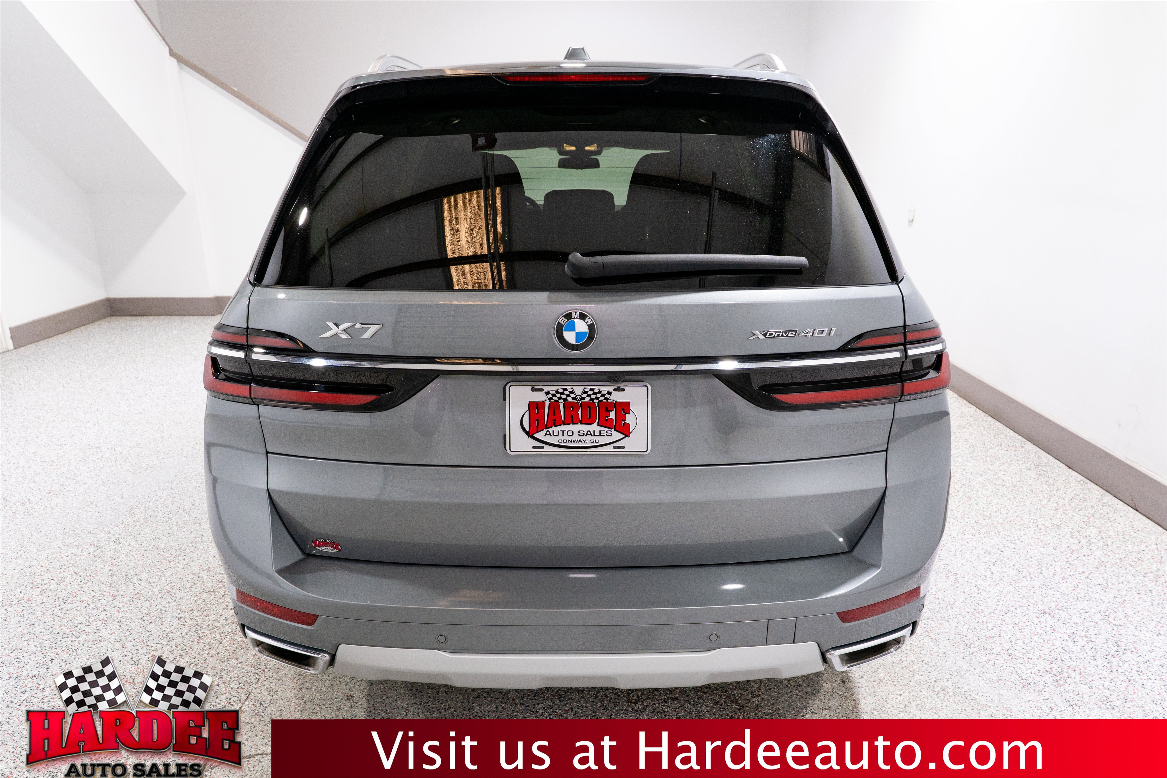 Used 2023 BMW X7 xDrive40i w/ Premium Package AWD/4WD image 4