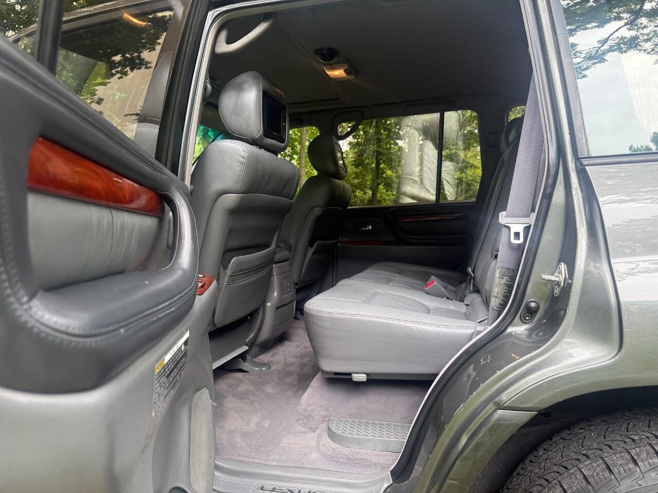 Used 2002 Lexus LX 470 4WD image 15