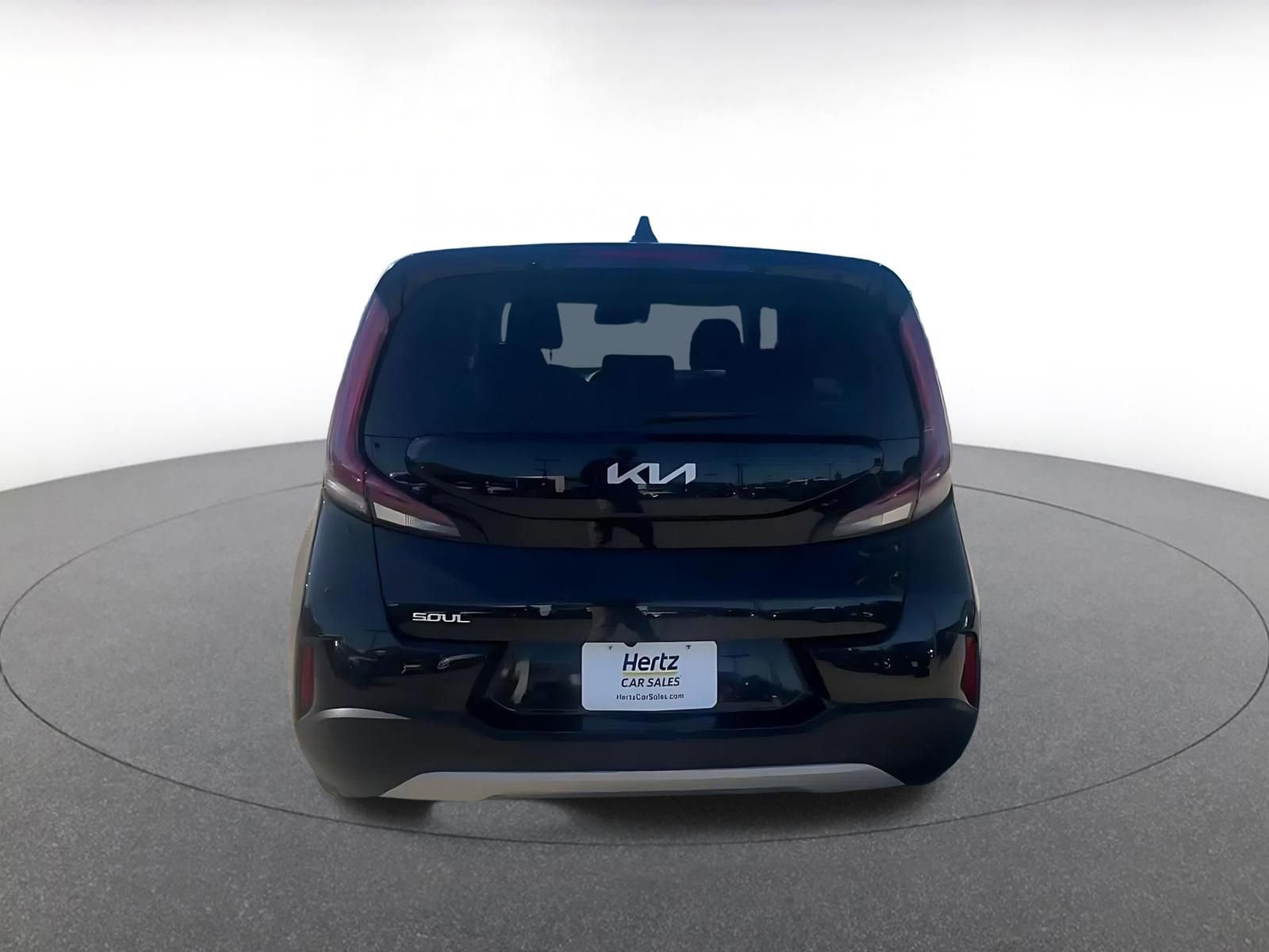 Used 2025 Kia Soul LX w/ LX Technology Package FWD image 15
