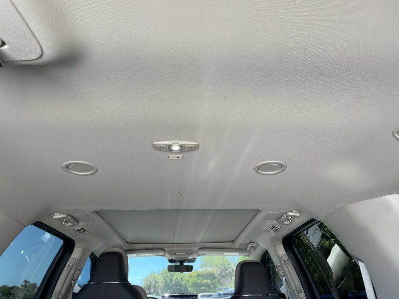 Used 2022 Lincoln Navigator L Reserve RWD image 43