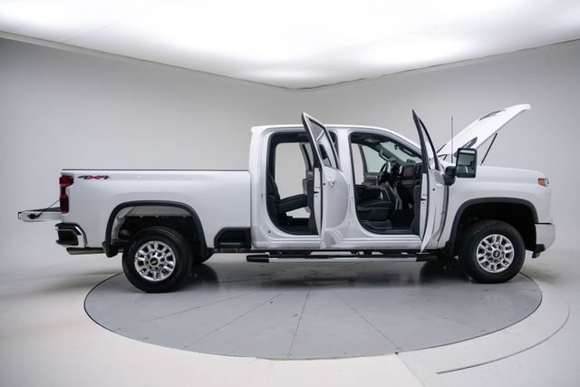 Used 2025 Chevrolet Silverado 2500 LT w/ Convenience Package AWD/4WD image 15