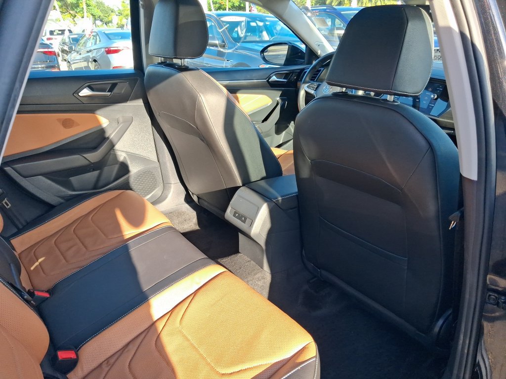 Certified 2024 Volkswagen Jetta SEL FWD image 27
