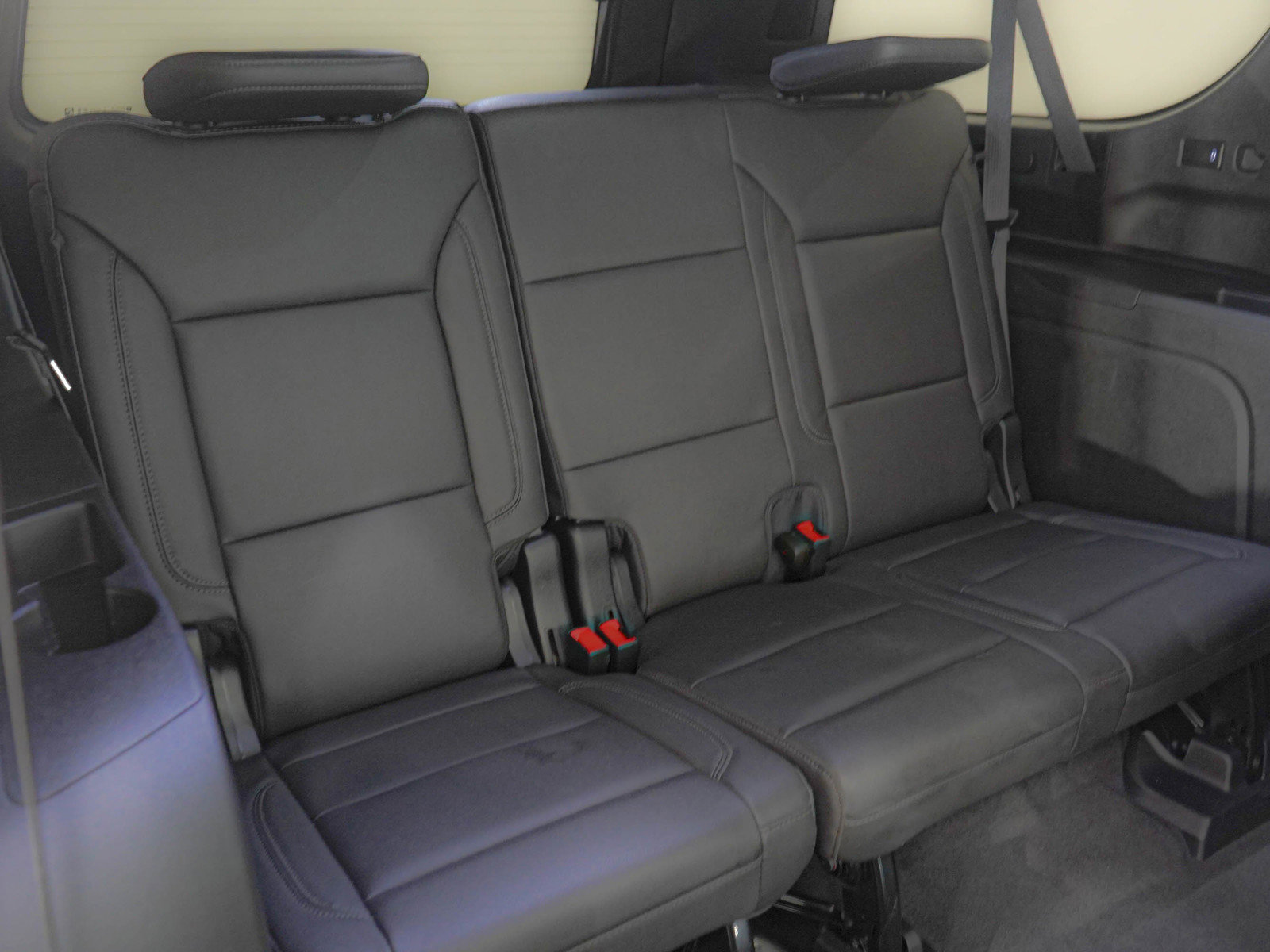 Used 2023 Chevrolet Suburban LT image 15