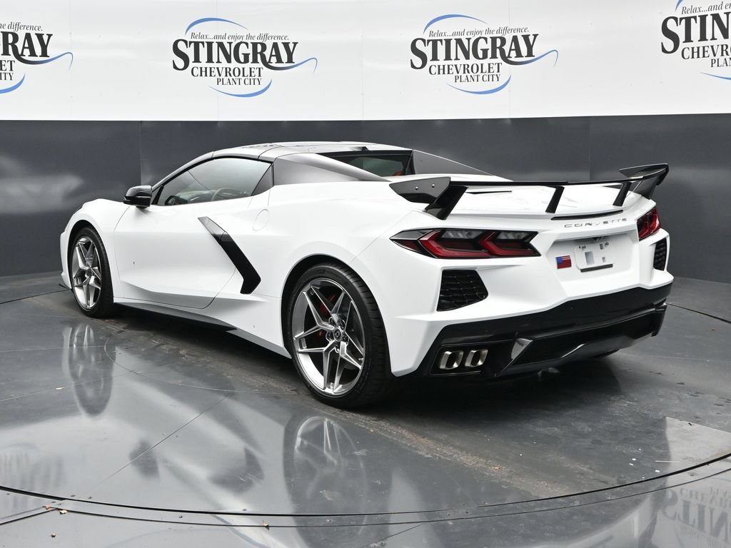 Used 2025 Chevrolet Corvette Stingray Premium Conv w/ Z51 Performance Package RWD image 5