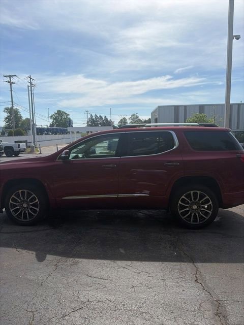 Used 2021 GMC Acadia Denali w/ Denali Technology Package image 11
