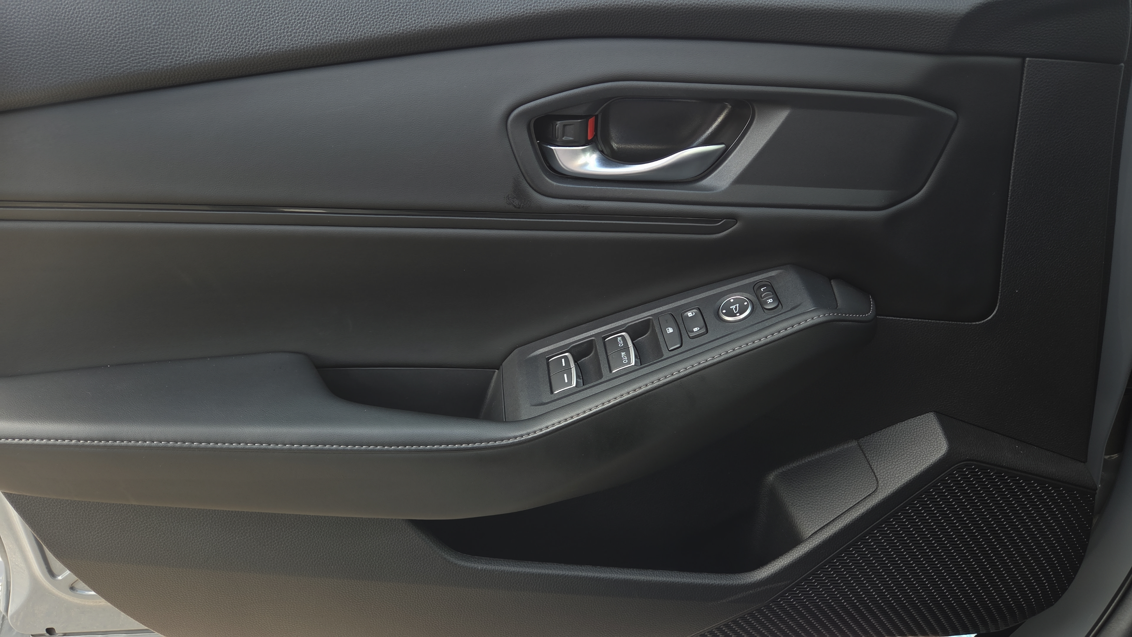 Certified 2024 Honda Accord Sport image 34