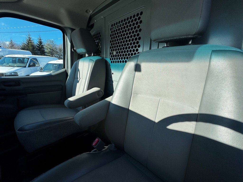 Used 2020 Nissan NV 1500 SV image 10