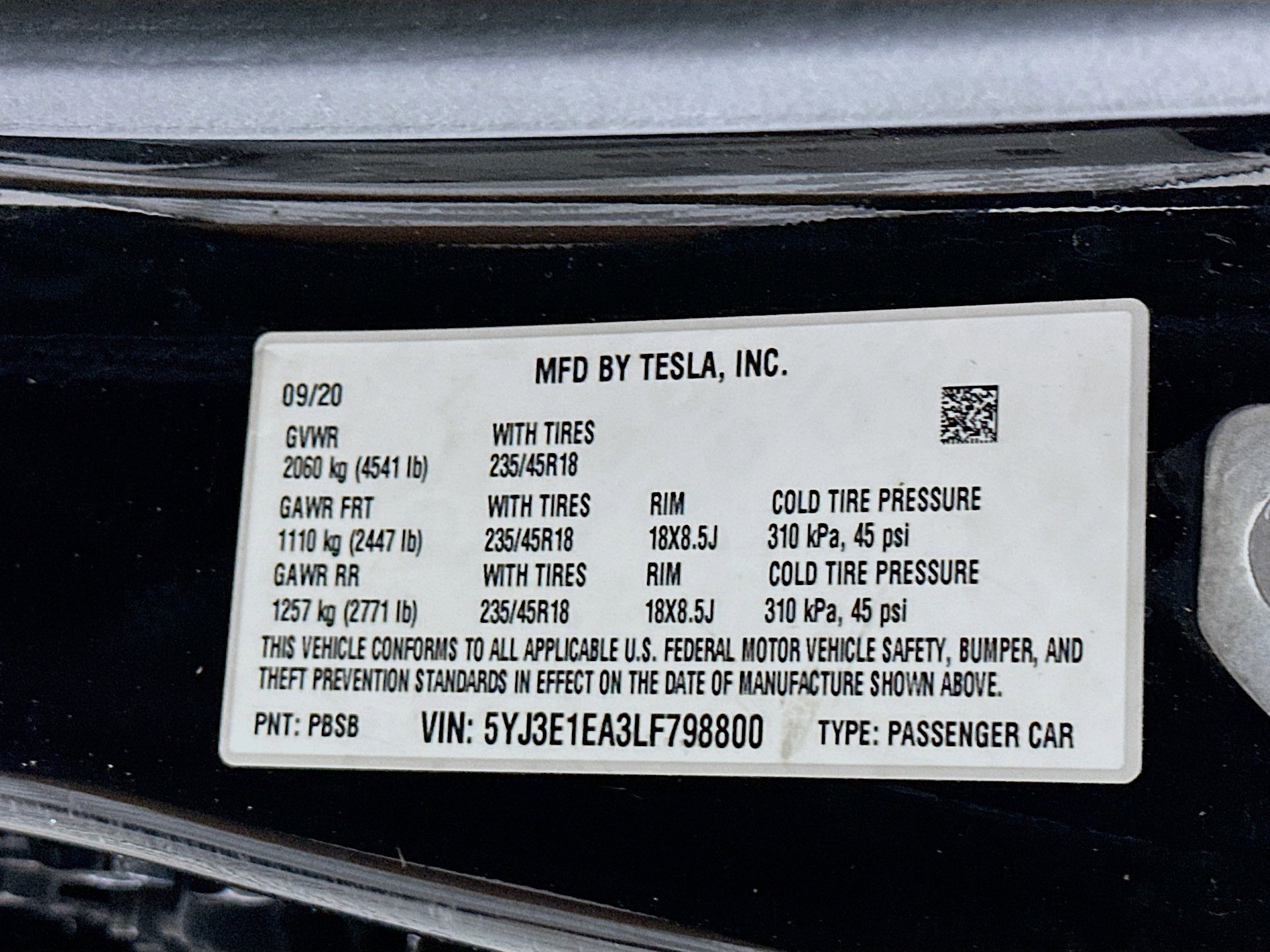 Used 2020 Tesla Model 3 Standard Range Plus image 12