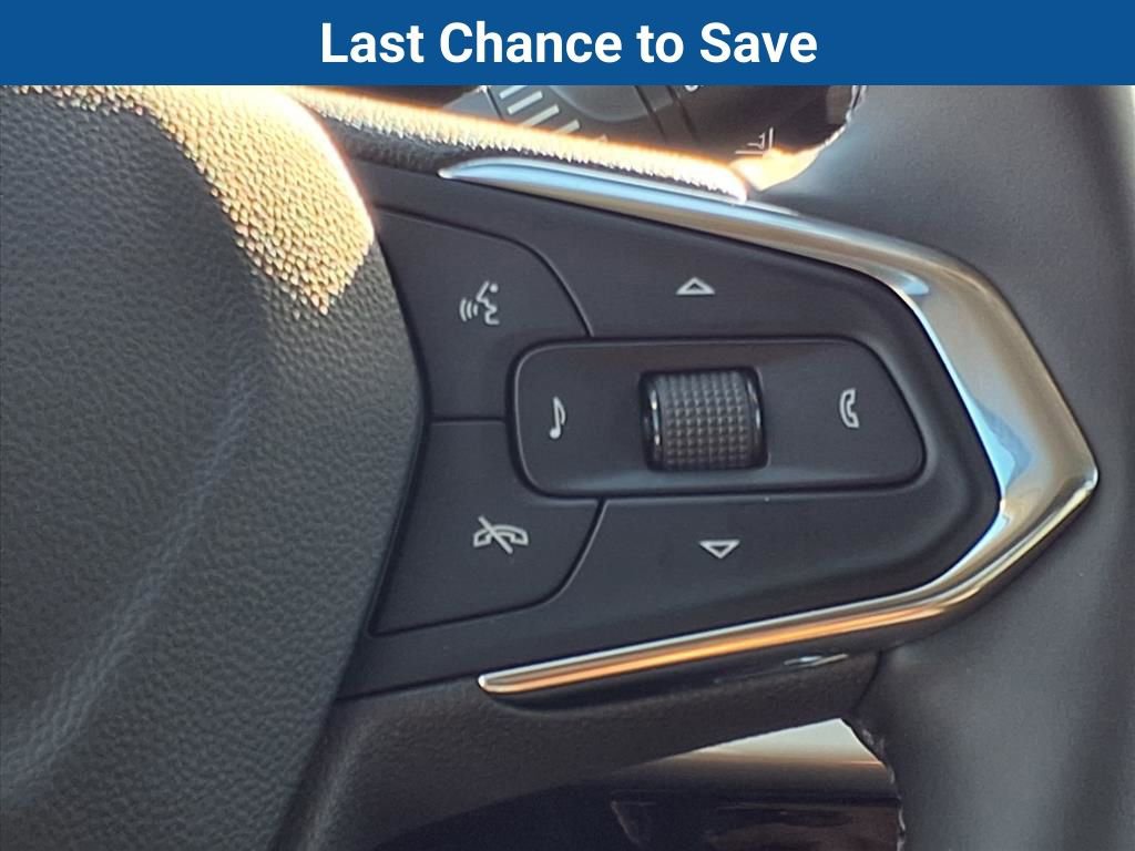 New 2025 Chevrolet Trax LT w/ Driver Confidence Package image 24