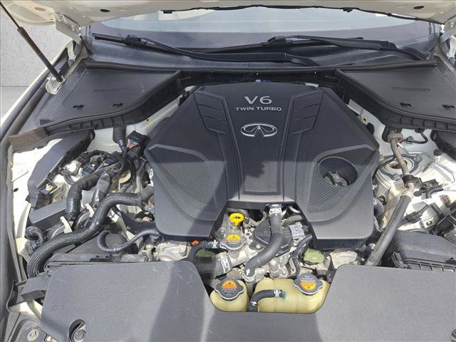 Used 2019 INFINITI Q60 Red Sport 400 w/ Carbon Fiber Package AWD/4WD image 23