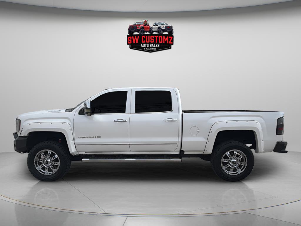 Used 2019 GMC Sierra 2500 Denali w/ Duramax Plus Package image 4