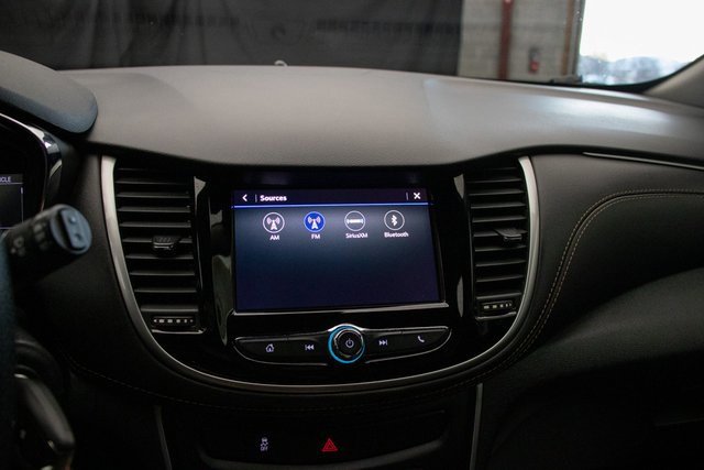 Used 2021 Chevrolet Trax LS image 33