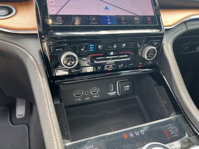 Used 2022 Jeep Grand Cherokee Summit AWD/4WD image 37