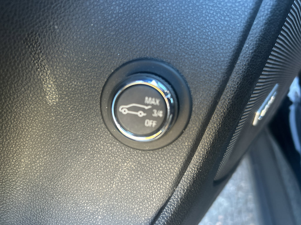 Used 2020 Chevrolet Blazer Premier w/ Driver Confidence II Package image 15