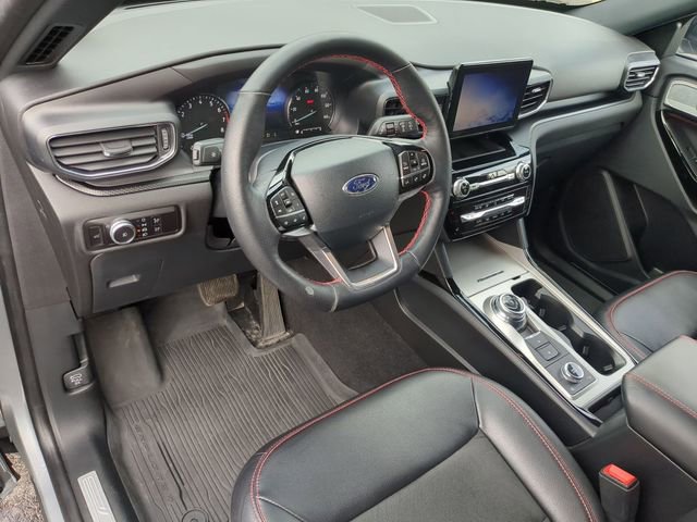 Used 2023 Ford Explorer ST-Line image 10