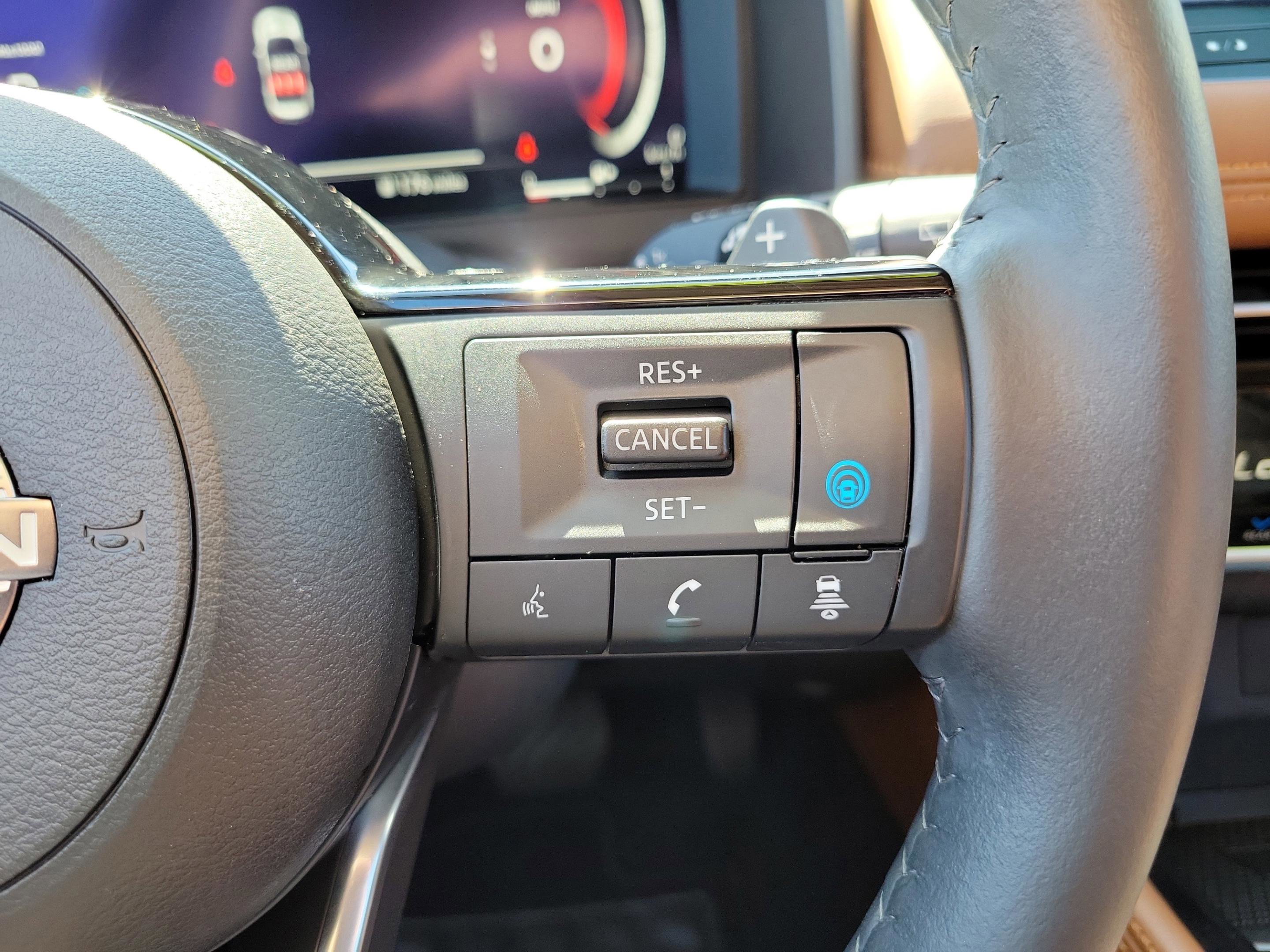 Used 2024 Nissan Rogue Platinum w/ Platinum Premium Package image 29