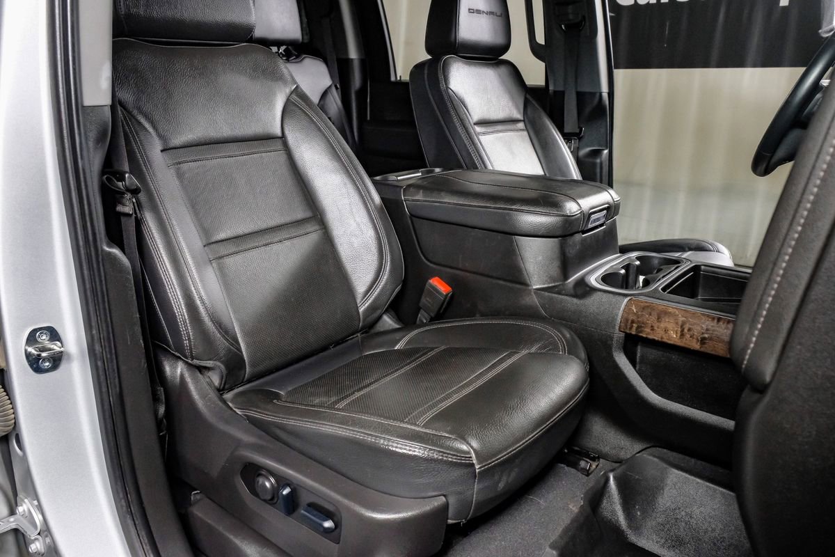 Used 2023 GMC Sierra 3500 Denali w/ Denali Ultimate Package AWD/4WD image 31