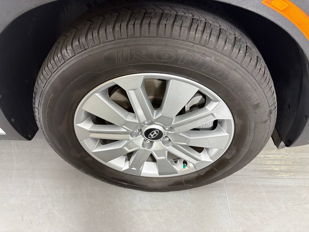 Used 2025 Hyundai Palisade SEL FWD image 11
