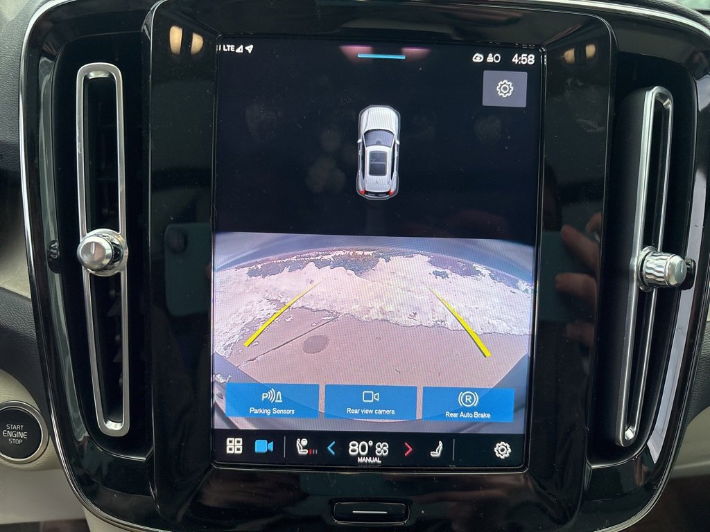 Certified 2023 Volvo XC40 B5 Plus w/ Protection Package Premier image 23