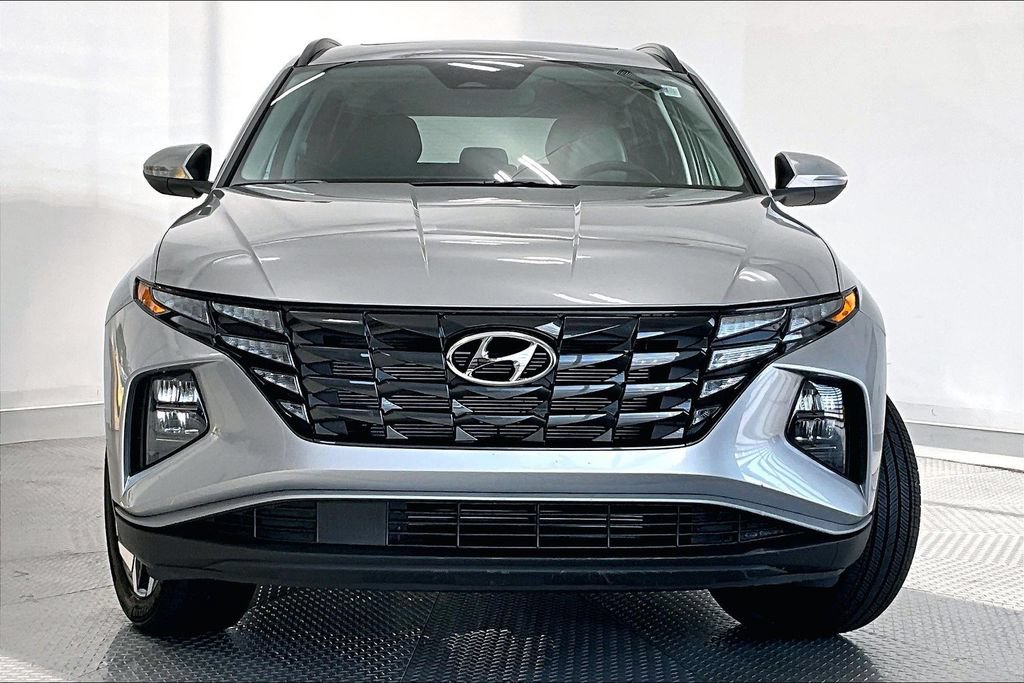 Used 2024 Hyundai Tucson SEL w/ Convenience Package AWD/4WD image 3
