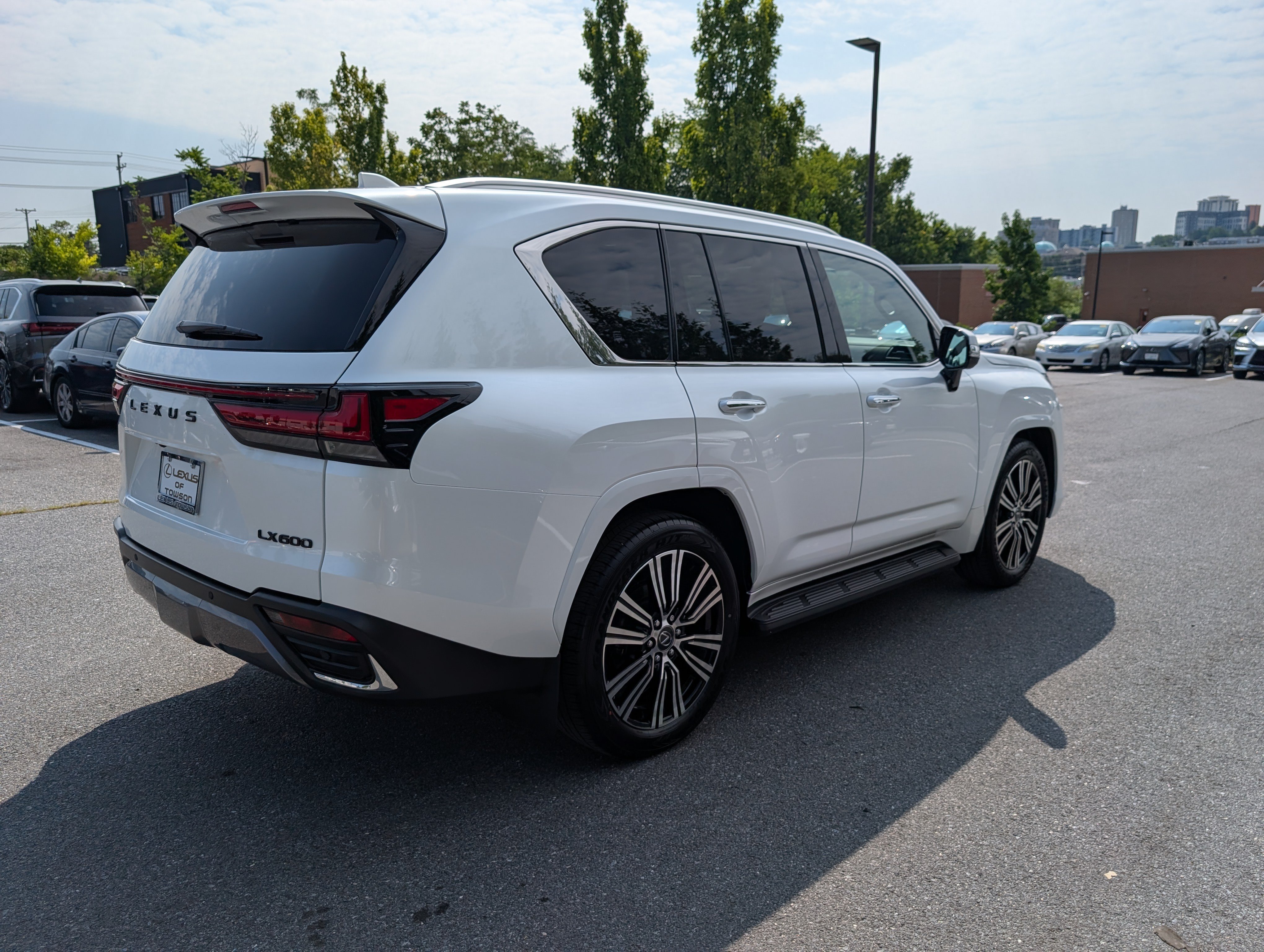 New 2026 Lexus LX 600 4WD w/ Luxury Package image 2