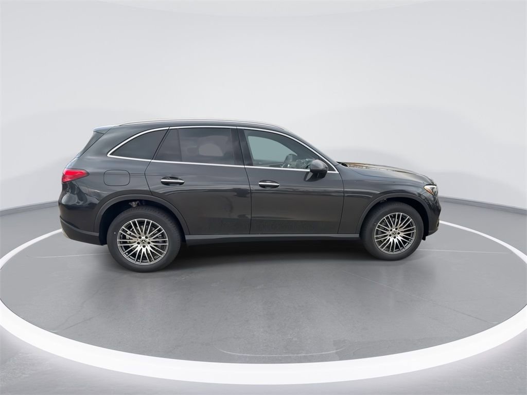 Certified 2026 Mercedes-Benz GLC 300 4MATIC image 9