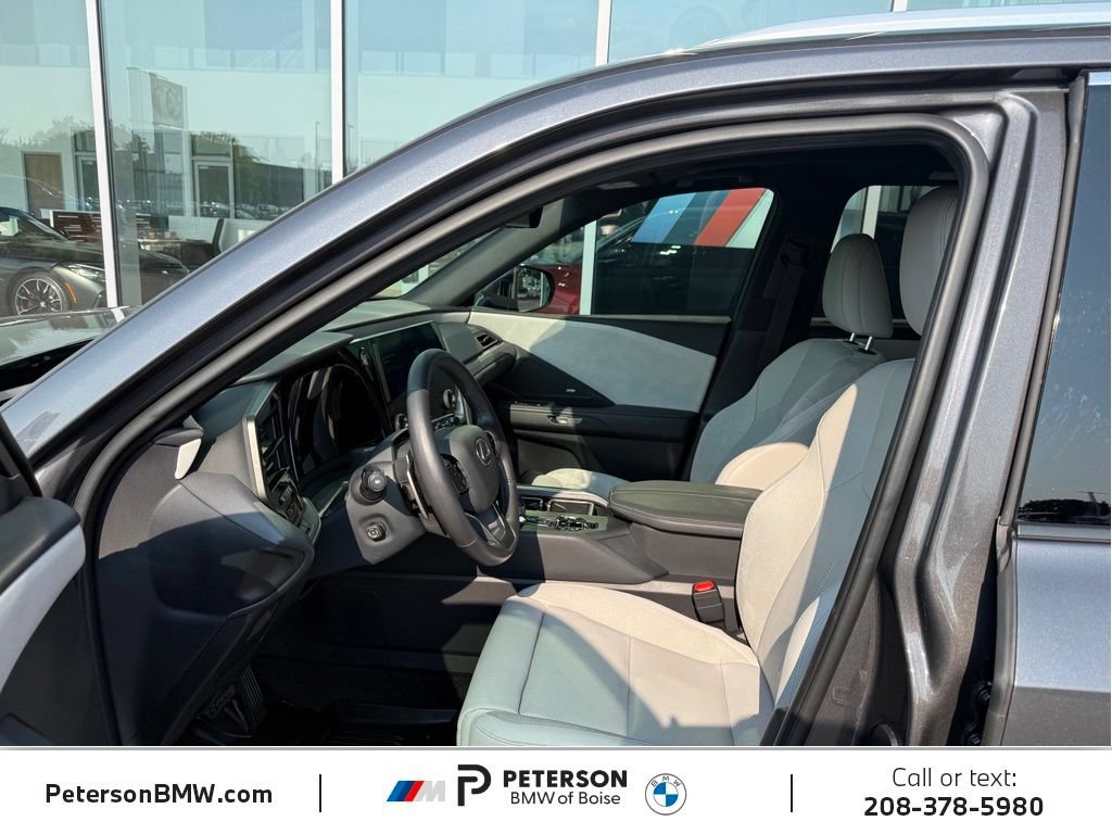 Used 2025 Lexus TX 350 AWD w/ Technology Package image 13