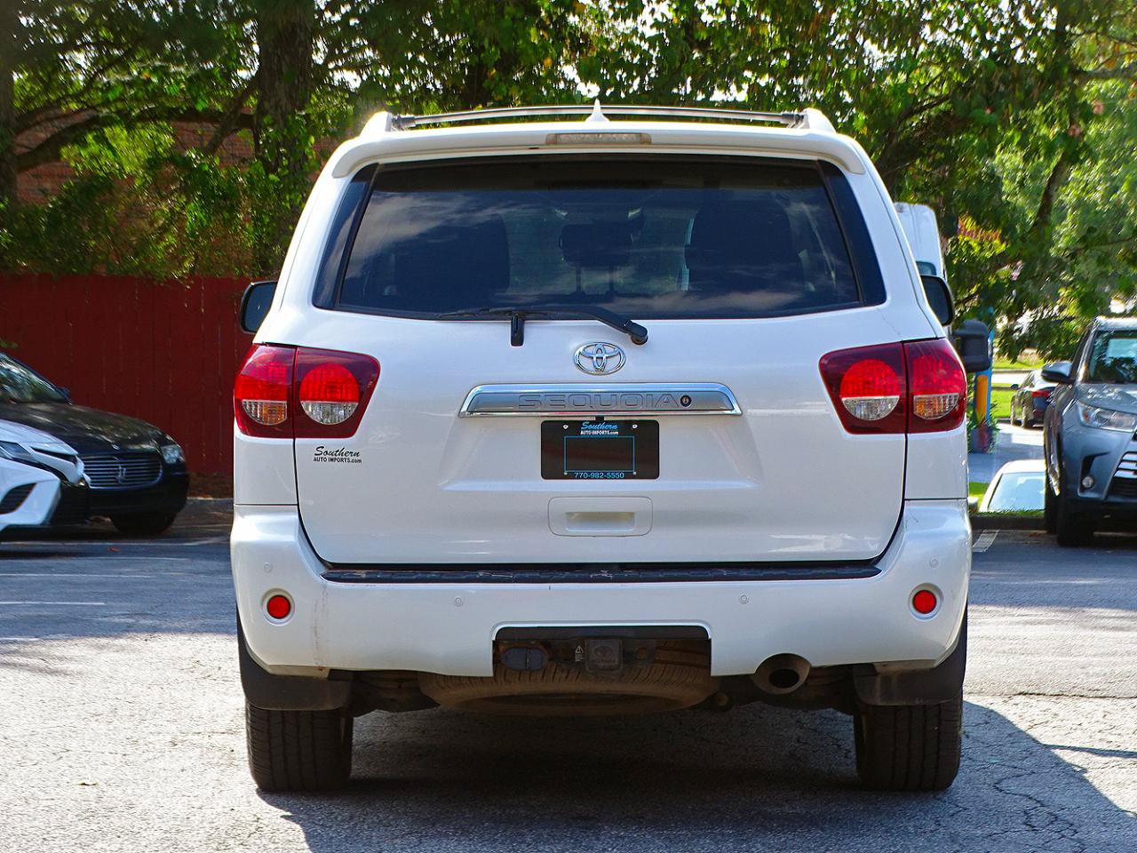 Used 2018 Toyota Sequoia Platinum AWD/4WD image 10