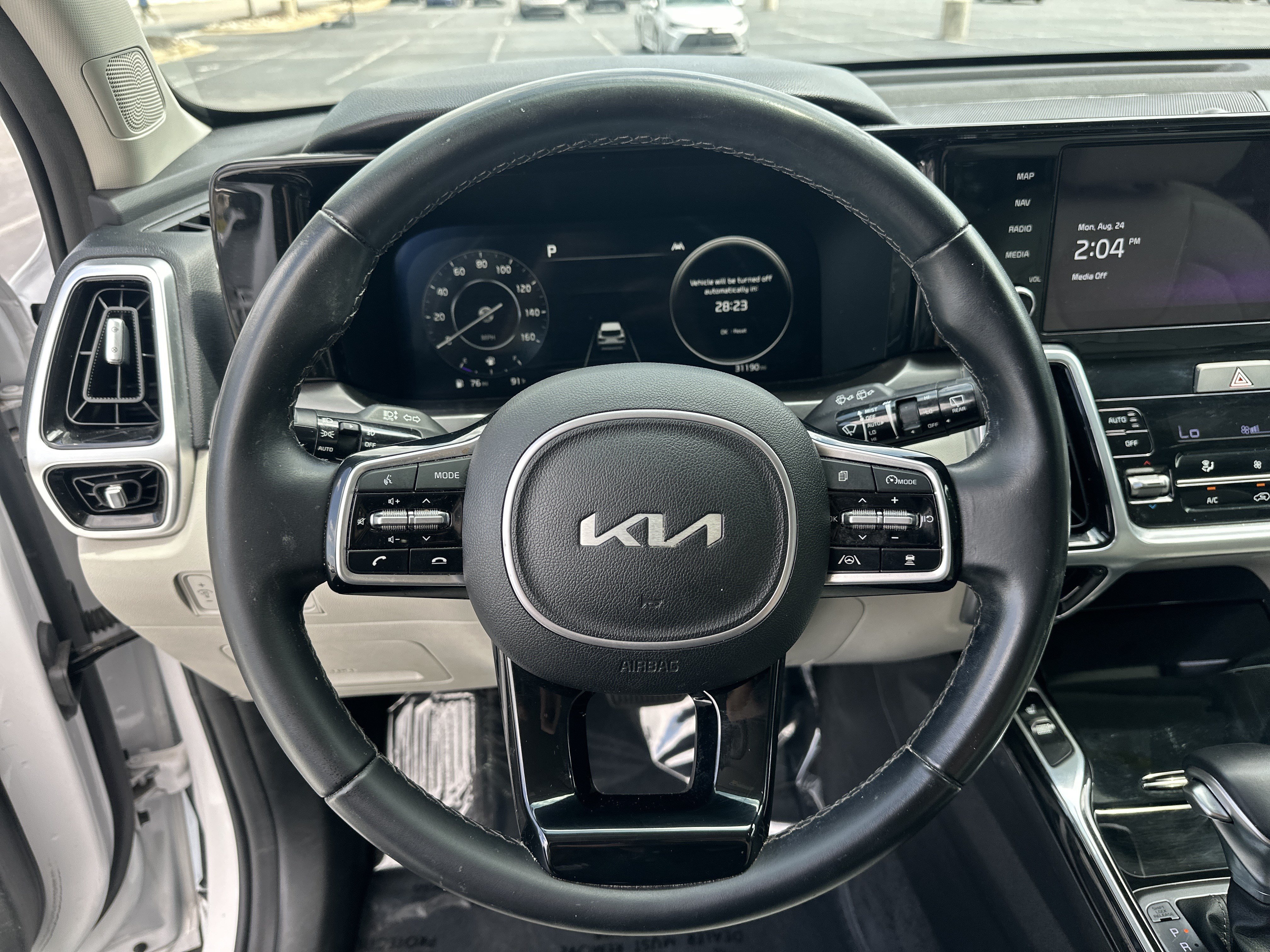 Used 2023 Kia Sorento SX FWD image 18
