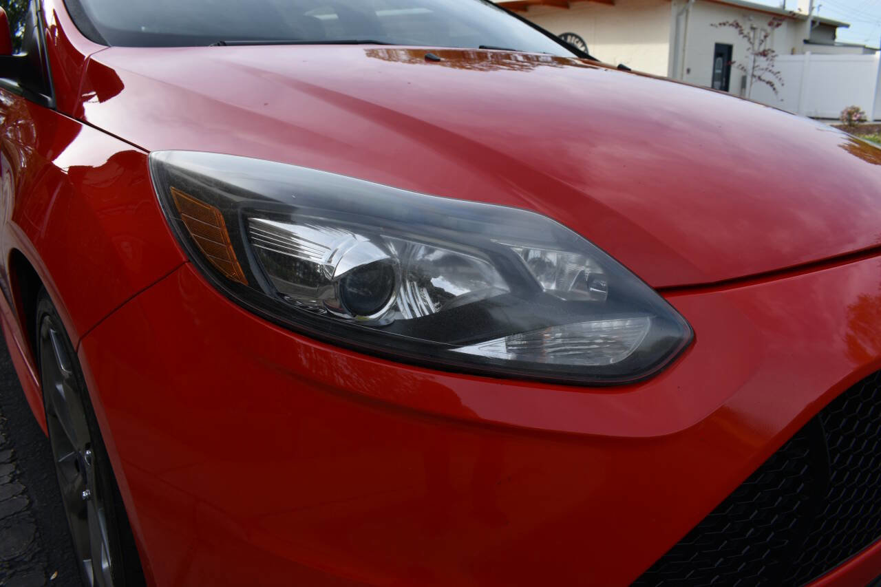 Used 2013 Ford Focus ST image 37