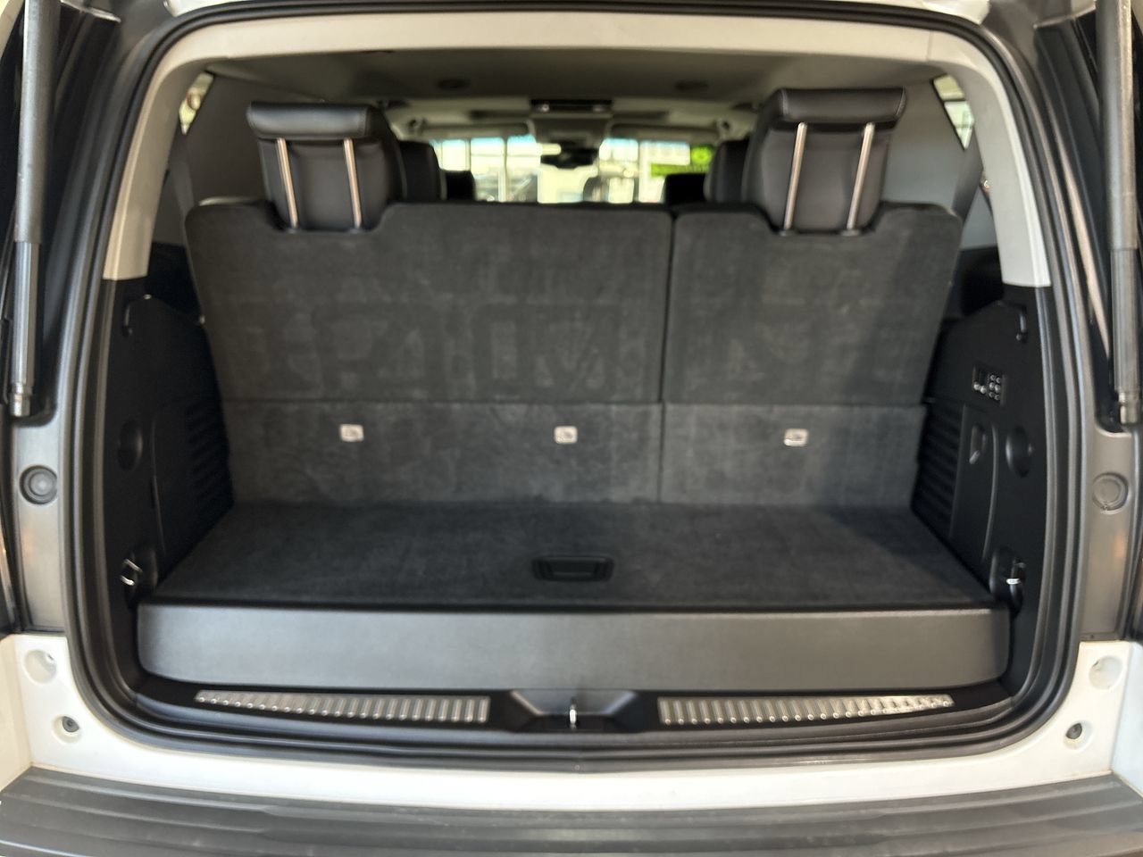 Used 2018 GMC Yukon SLT w/ Open Road Package RWD image 25