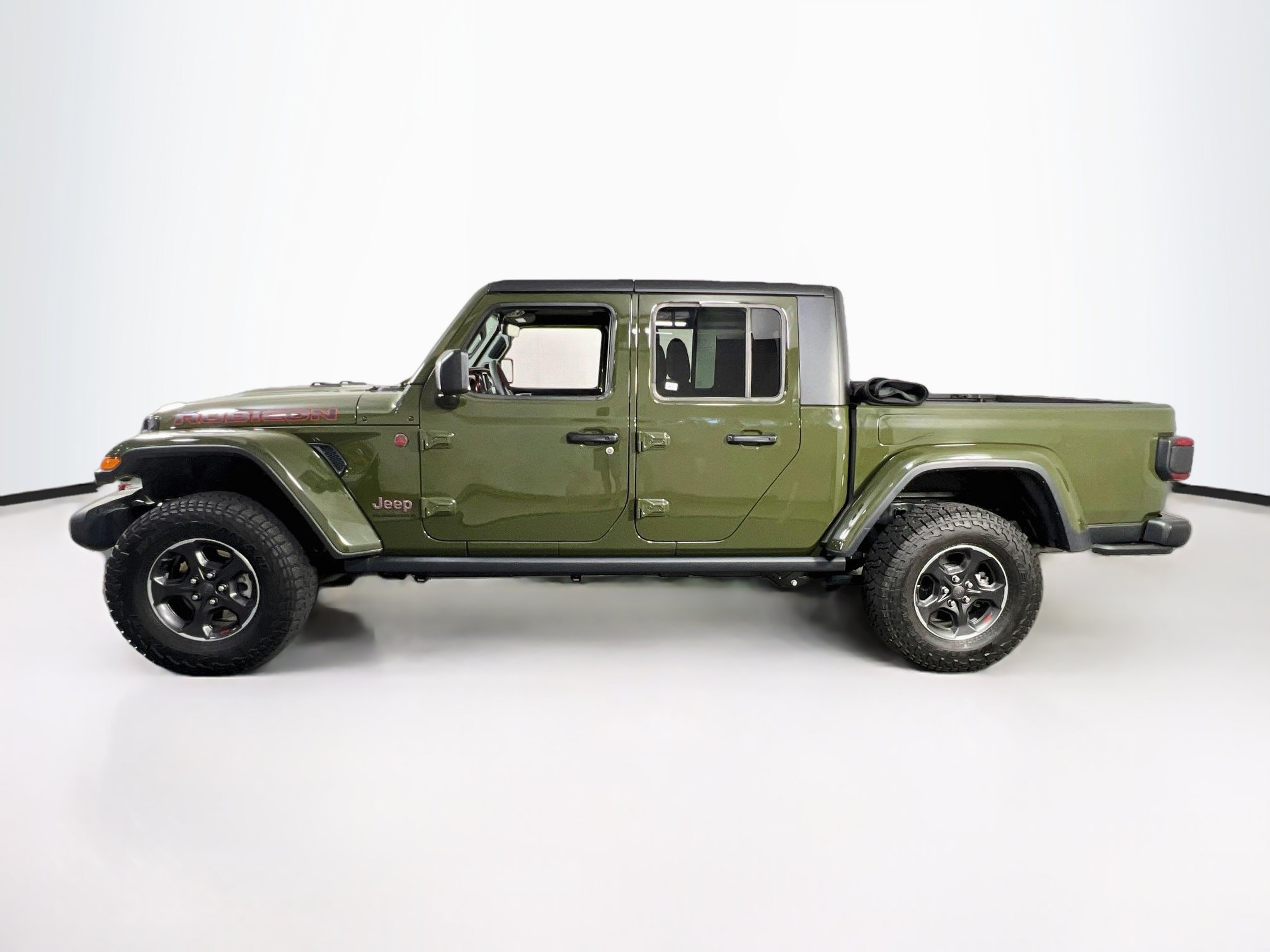 Used 2023 Jeep Gladiator Rubicon w/ LED Lighting Group AWD/4WD image 8