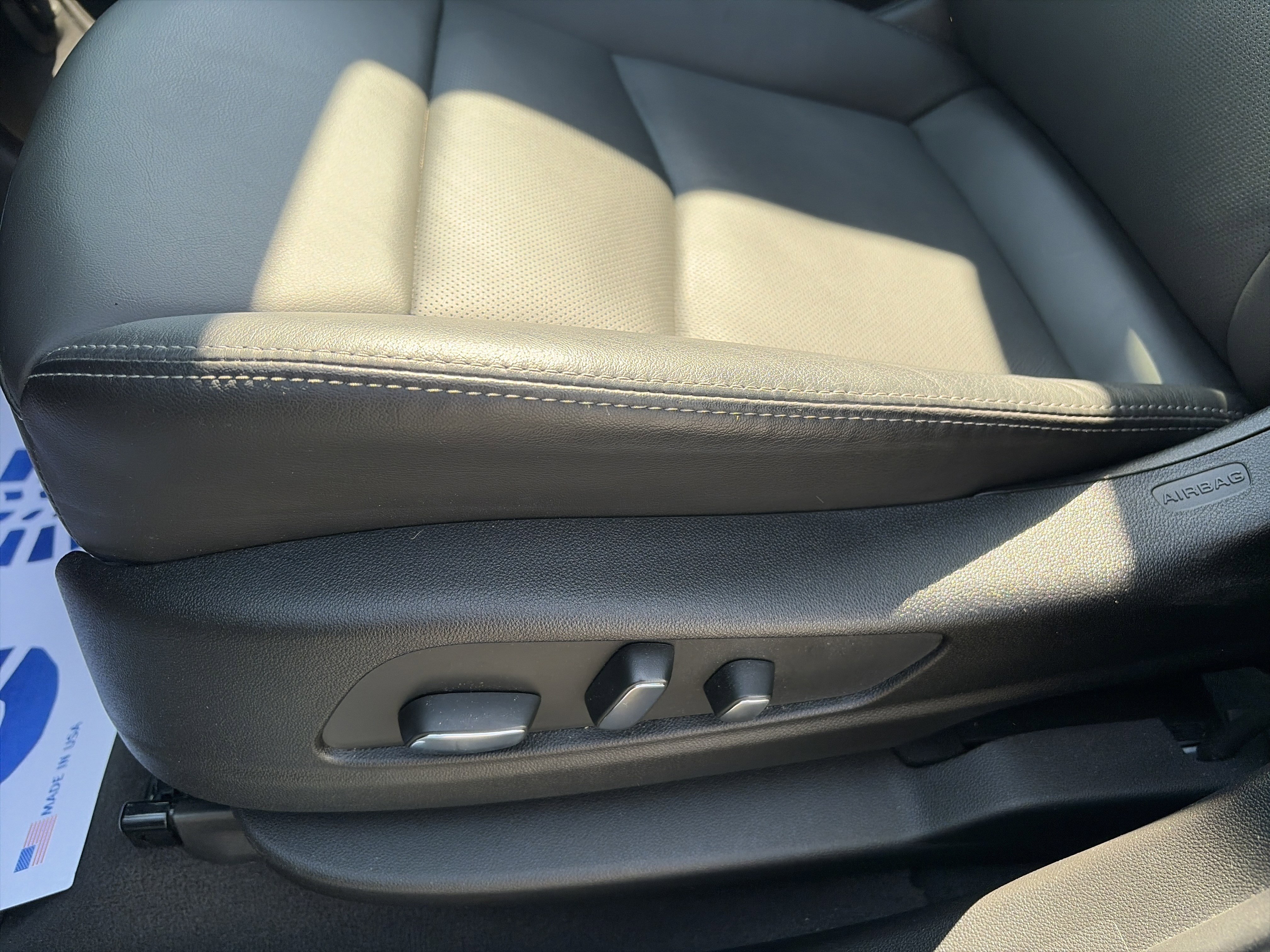 Used 2025 Cadillac XT5 Premium Luxury FWD image 20