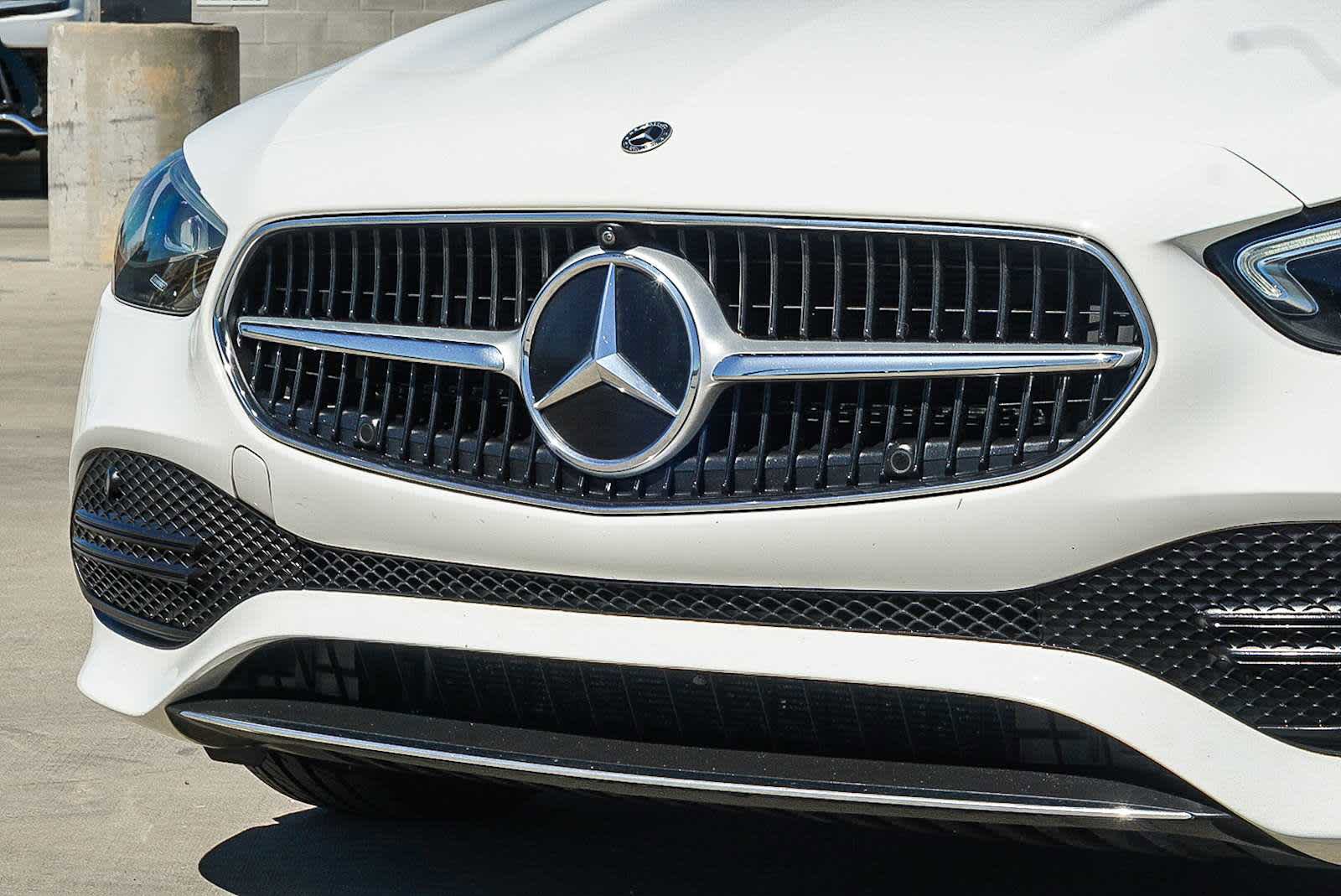 Used 2022 Mercedes-Benz C 300 Sedan image 8